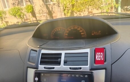 Toyota Vitz, 2006 год, 350 000 рублей, 8 фотография
