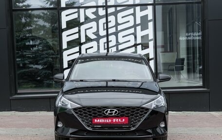 Hyundai Solaris II рестайлинг, 2021 год, 1 829 000 рублей, 3 фотография