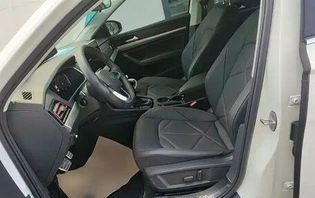 Volkswagen Lavida, 2023 год, 1 250 000 рублей, 13 фотография