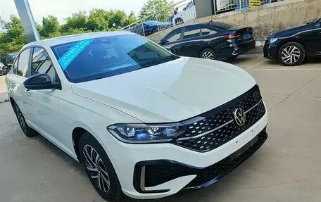 Volkswagen Lavida, 2023 год, 1 250 000 рублей, 3 фотография