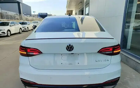 Volkswagen Lavida, 2023 год, 1 250 000 рублей, 5 фотография