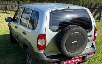 Chevrolet Niva I рестайлинг, 2010 год, 650 000 рублей, 1 фотография