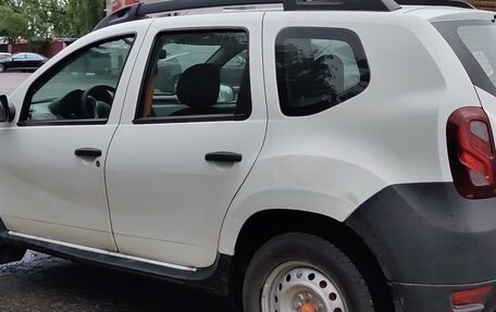 Renault Duster I рестайлинг, 2016 год, 700 000 рублей, 3 фотография