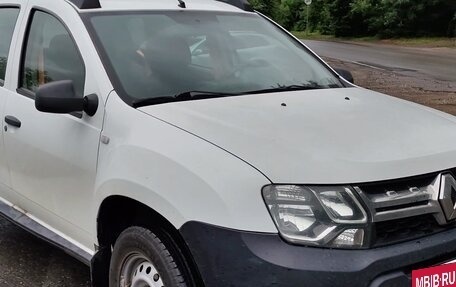 Renault Duster I рестайлинг, 2016 год, 700 000 рублей, 4 фотография