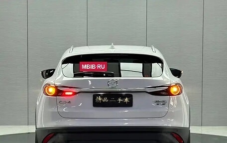 Mazda CX-4, 2023 год, 2 100 035 рублей, 4 фотография