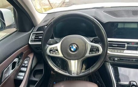 BMW 3 серия, 2022 год, 2 700 000 рублей, 8 фотография