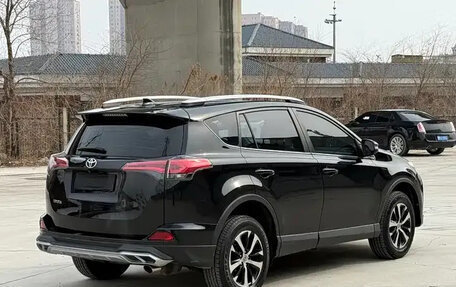 Toyota RAV4, 2019 год, 1 815 010 рублей, 6 фотография