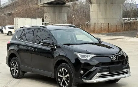 Toyota RAV4, 2019 год, 1 815 010 рублей, 3 фотография
