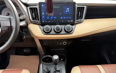 Toyota RAV4, 2019 год, 1 815 010 рублей, 15 фотография