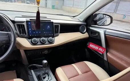 Toyota RAV4, 2019 год, 1 815 010 рублей, 16 фотография