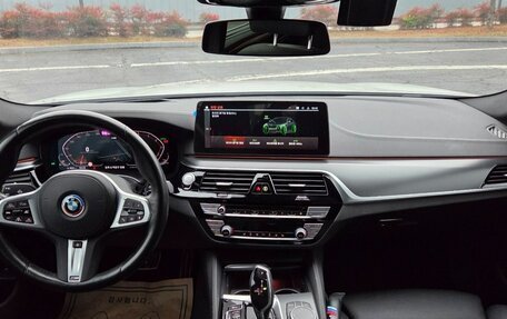 BMW 5 серия, 2022 год, 3 580 002 рублей, 9 фотография
