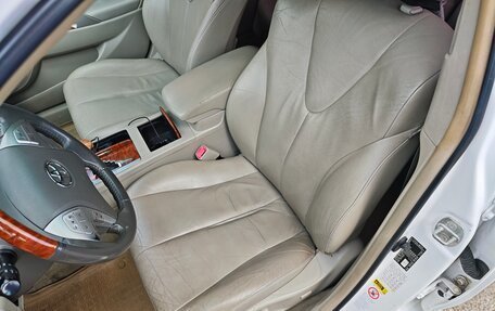 Toyota Camry, 2011 год, 1 350 000 рублей, 10 фотография