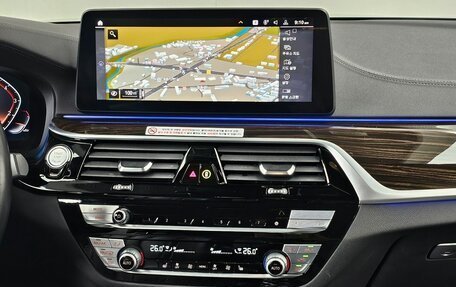 BMW 5 серия, 2022 год, 3 890 002 рублей, 15 фотография