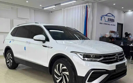 Volkswagen Tiguan II, 2023 год, 2 149 222 рублей, 3 фотография