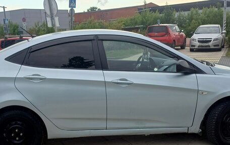 Hyundai Solaris II рестайлинг, 2011 год, 510 000 рублей, 5 фотография