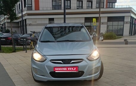 Hyundai Solaris II рестайлинг, 2011 год, 510 000 рублей, 7 фотография