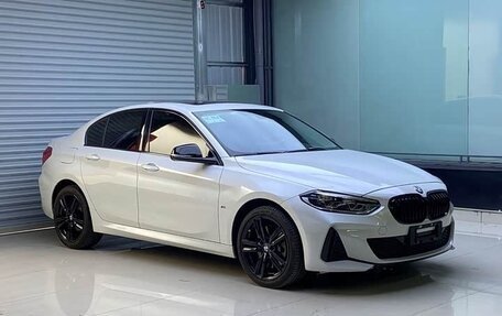 BMW 1 серия, 2022 год, 1 520 000 рублей, 3 фотография