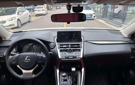 Lexus NX I, 2021 год, 2 200 000 рублей, 7 фотография