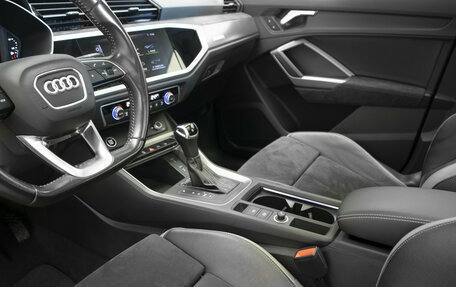 Audi Q3, 2021 год, 3 300 000 рублей, 8 фотография