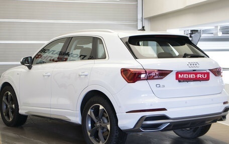 Audi Q3, 2021 год, 3 300 000 рублей, 7 фотография