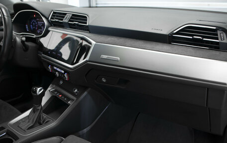 Audi Q3, 2021 год, 3 300 000 рублей, 33 фотография
