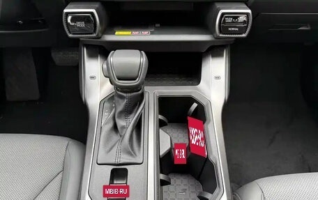 Toyota RAV4, 2026 год, 4 100 001 рублей, 10 фотография