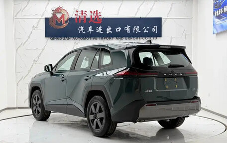 Toyota RAV4, 2026 год, 4 500 001 рублей, 4 фотография