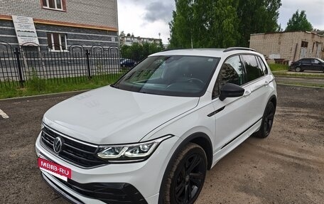 Volkswagen Tiguan II, 2021 год, 3 333 000 рублей, 2 фотография