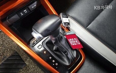 KIA Stonic, 2017 год, 1 300 000 рублей, 8 фотография