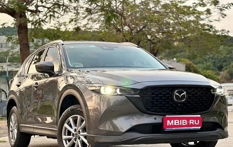 Mazda CX-5 II, 2023 год, 1 900 000 рублей, 2 фотография