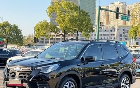Subaru Forester, 2022 год, 2 380 000 рублей, 2 фотография