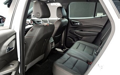 Chevrolet Trax, 2023 год, 1 440 000 рублей, 12 фотография