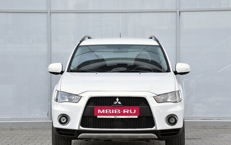 Mitsubishi Outlander III рестайлинг 3, 2011 год, 1 045 000 рублей, 4 фотография