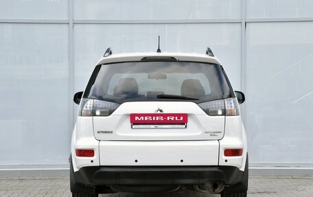 Mitsubishi Outlander III рестайлинг 3, 2011 год, 1 045 000 рублей, 6 фотография
