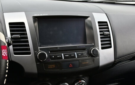 Mitsubishi Outlander III рестайлинг 3, 2011 год, 1 045 000 рублей, 11 фотография