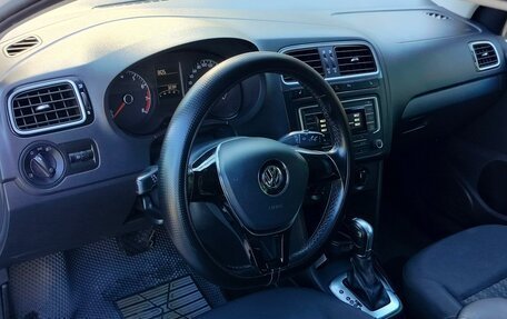 Volkswagen Polo VI (EU Market), 2016 год, 900 000 рублей, 6 фотография