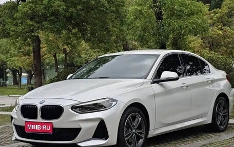 BMW 1 серия, 2022 год, 1 347 616 рублей, 1 фотография