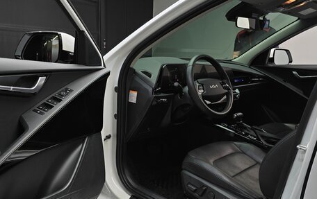 KIA Niro, 2022 год, 1 640 000 рублей, 16 фотография