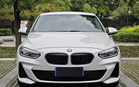 BMW 1 серия, 2022 год, 1 347 616 рублей, 2 фотография