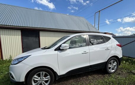 Hyundai ix35 I рестайлинг, 2013 год, 1 500 000 рублей, 2 фотография