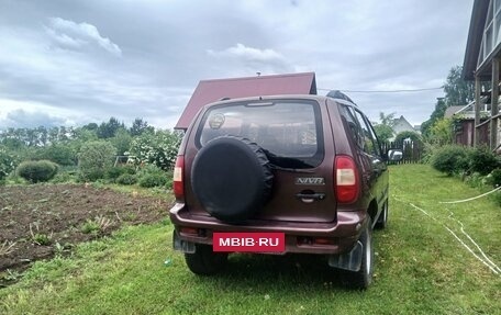 Chevrolet Niva I рестайлинг, 2004 год, 200 000 рублей, 2 фотография