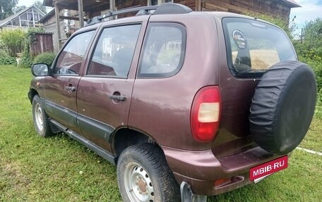 Chevrolet Niva I рестайлинг, 2004 год, 200 000 рублей, 4 фотография