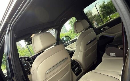 BMW X7, 2023 год, 16 000 000 рублей, 9 фотография