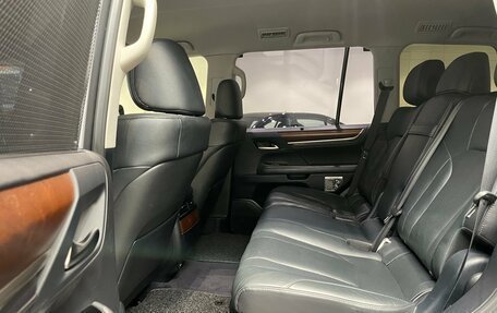 Lexus LX III, 2016 год, 6 800 000 рублей, 9 фотография