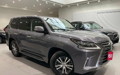 Lexus LX III, 2016 год, 6 800 000 рублей, 3 фотография