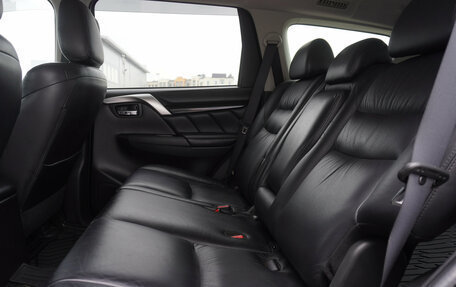 Mitsubishi Pajero Sport III рестайлинг, 2018 год, 2 989 000 рублей, 23 фотография