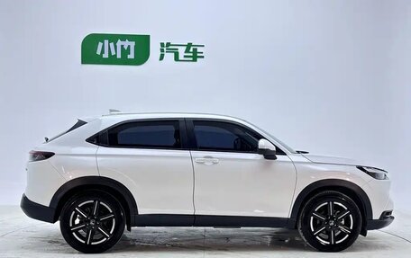 Honda Vezel, 2024 год, 7 фотография