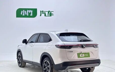 Honda Vezel, 2024 год, 5 фотография