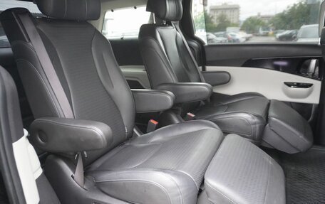 KIA Carnival, 2021 год, 3 750 000 рублей, 13 фотография
