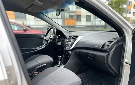 Hyundai Solaris II рестайлинг, 2013 год, 680 000 рублей, 7 фотография
